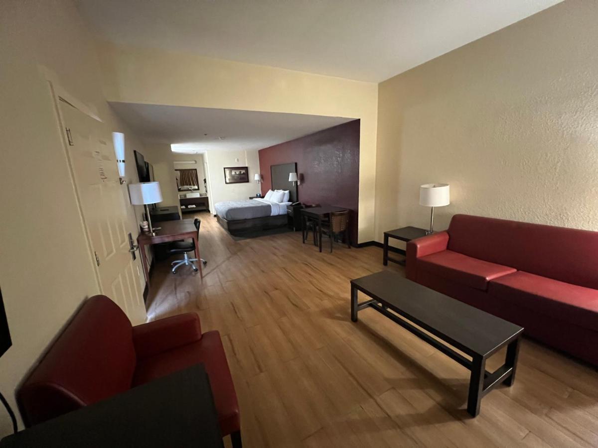 Quality Inn & Suites I-10 Near Fiesta Texas San Antonio Esterno foto