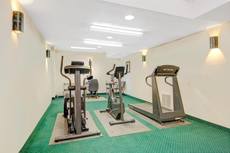 Quality Inn & Suites I-10 Near Fiesta Texas San Antonio Esterno foto